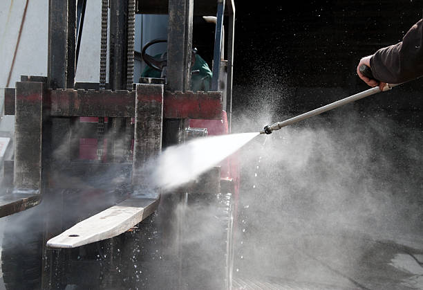 Best Factory Floor Cleaning  in Perrysburg, OH