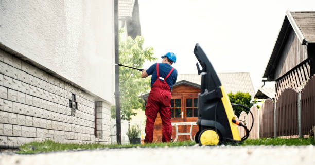 Best Pool Deck Cleaning  in Perrysburg, OH